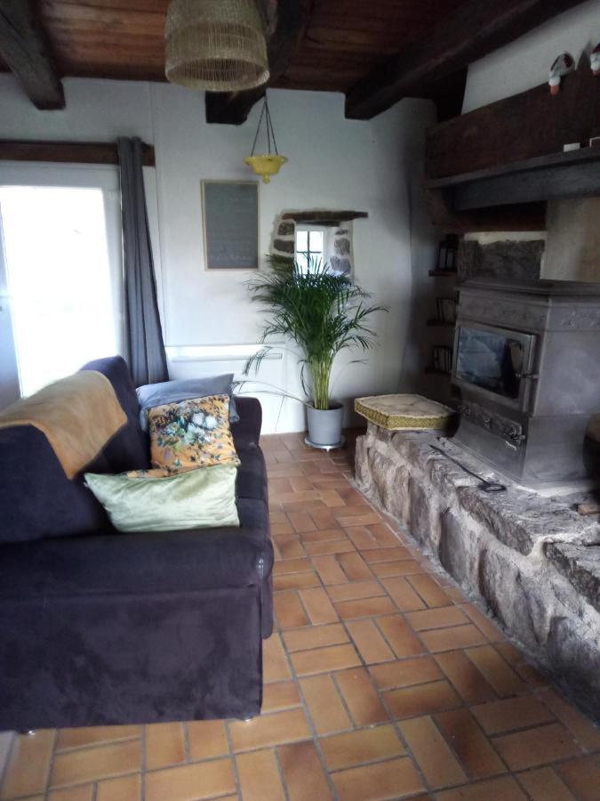 Commana Petite Maison Dans Les Monts D'Arree Ty Coz מראה חיצוני תמונה