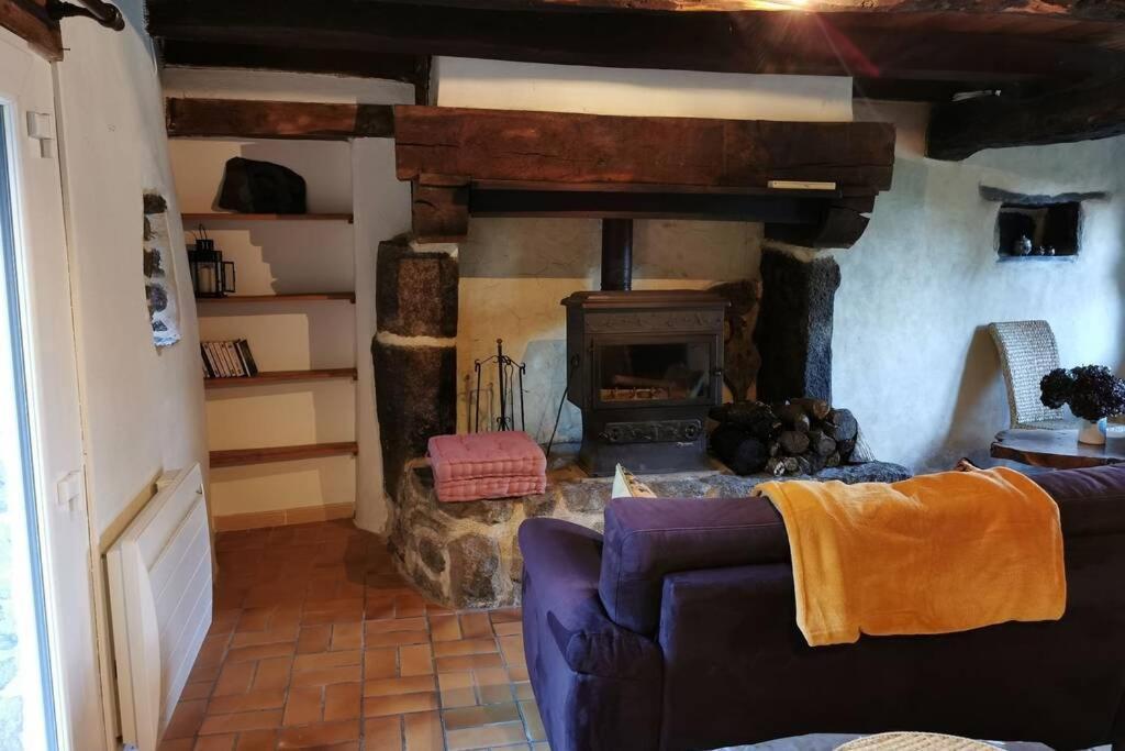 Commana Petite Maison Dans Les Monts D'Arree Ty Coz מראה חיצוני תמונה